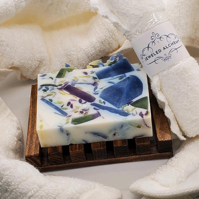 Lavender Cloud Artisan Soap - Relaxing Aroma with Lemon, Bergamot, Lavender, Chamomile, and Musk