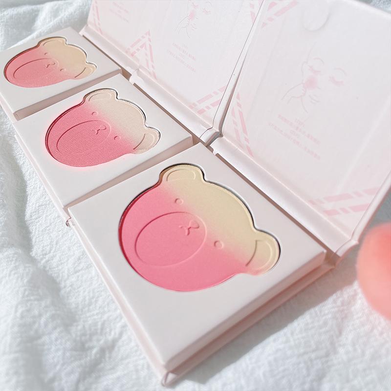 Gradient Blush Powder, Cute Bear Design Blush Palette, Facial Makeup Tools for Daily Use, Fine & Light Blush Palette, Gradient Design Facial Cosmetic, Christmas Gift