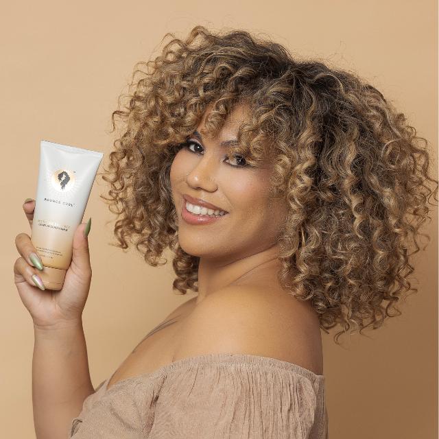 Moisture Balance Leave-In Conditioner