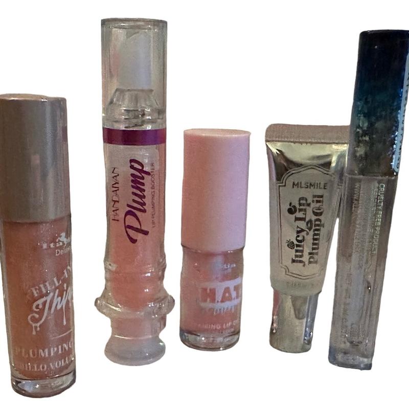 Flirty Findz Lip PIumping and Volumizing Lip Kit, 5 Items, All Lip Care Products Are Clear or Sheer With A Light Tint , Some Moisturize and Nourish and Others Plump