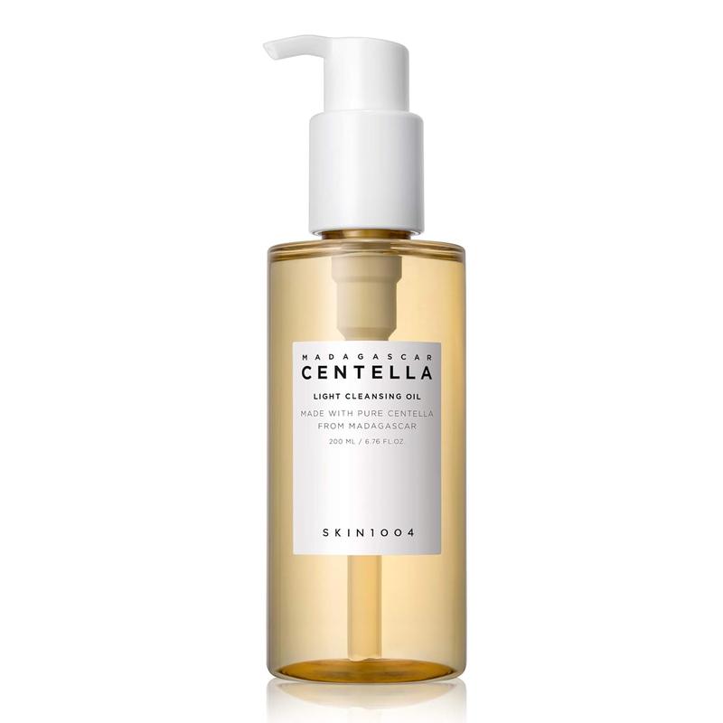 SKIN1004 Madagascar Centella Light Cleansing Oil Cleanser 200 ml | 6.76 fl.oz | Gentle Oil Cleanser for Face, Korean Facial Cleanser, Double Cleansing