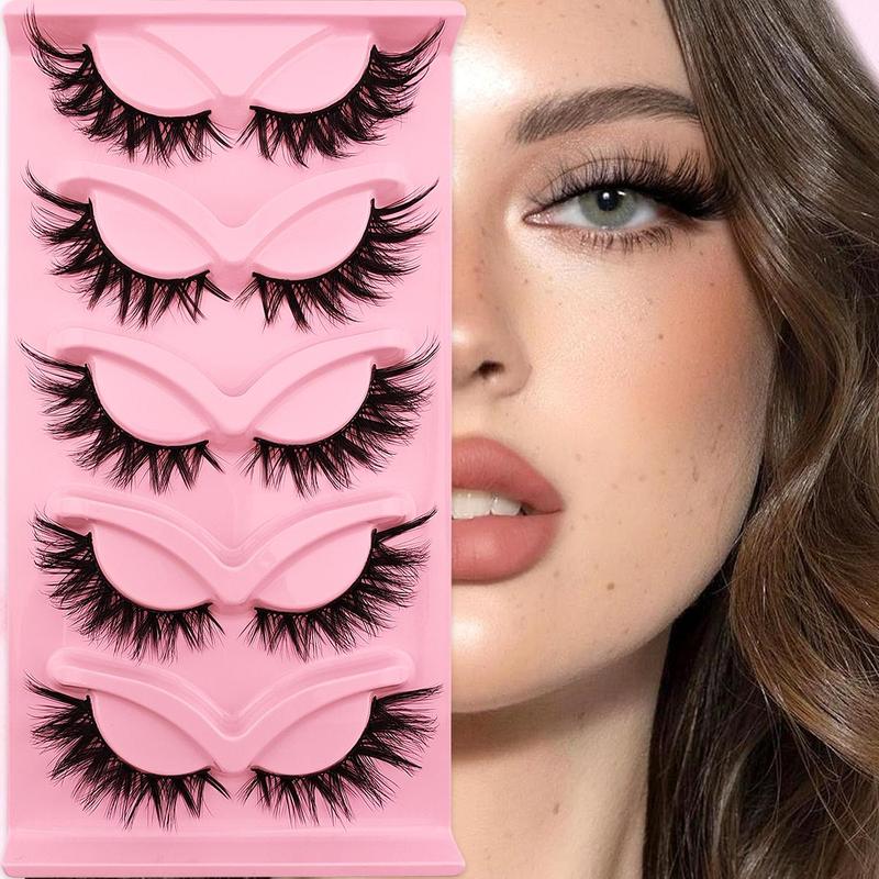 Christmas Fluffy False Eyelashes Cluster, 5 Pairs Wispy Cat Eye Look Faux Cluster Lashes, Natural Curling Eye Makeup Strip Lashes for Women & Girls, Lash Extensions Kit, Fall Dolly Makeup