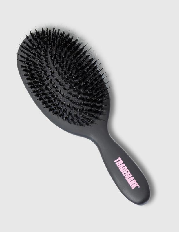 Trademark Beauty Smooth Hair Brush, Wet or Dry Detangling Hairbrush, Easy to Use Smoothing Haircare Heatless, Handle, Black