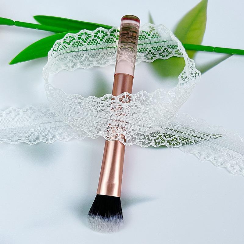 Soft Blush & Concealer Brush, Soft Bristle Makeup Brushes for Eye Shadow Coloring and Blending, for Under Eye Concealer to Cover Dots Acnes Marks Spots, and for Nose and Eye Contouring